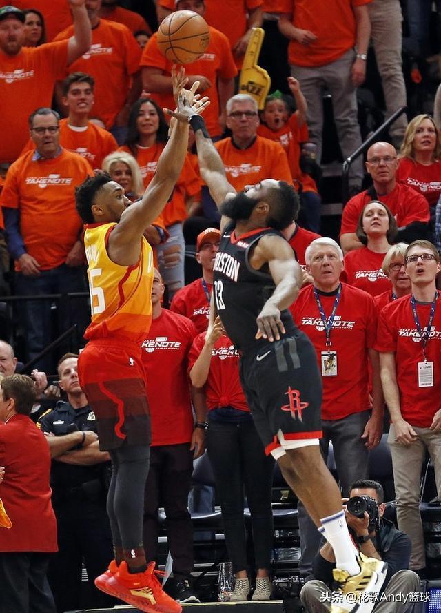 开云体育网站-国际比赛日国王杯传出新动向，利物浦战术微调，管理层表态：底气十足，临场指挥获称赞